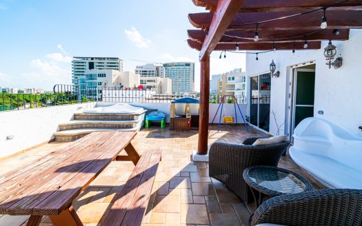 PH con Rooftop en Venta en La Noria, El Table