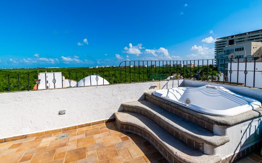 PH con Rooftop en Venta en La Noria, El Table