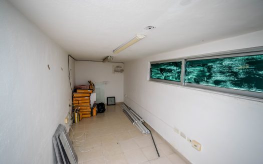 Local en venta en plaza solare, Centro