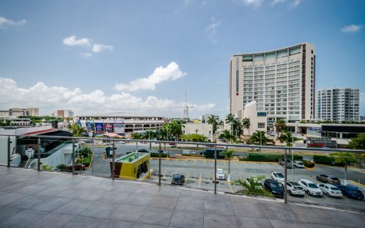 Local en venta en plaza solare, Centro