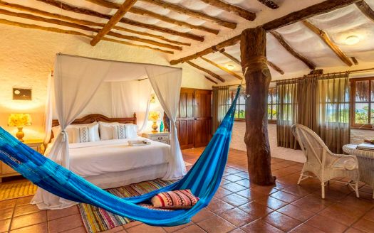 Hermoso hotel a escasos metros del mar en Venta en la Paradisiaca Isla de Holbox