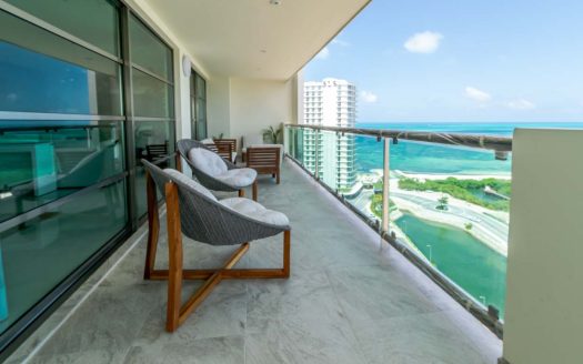 Departamento remodelado en Venta en Novo Cancún, Puerto Cancún