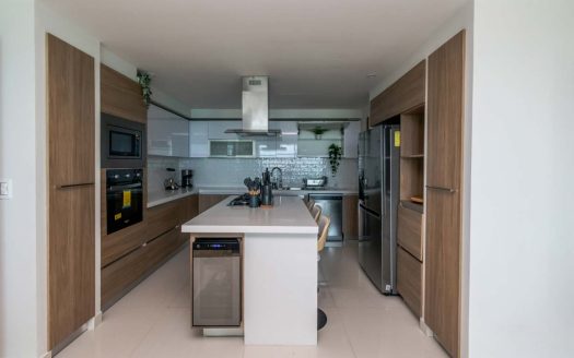 Departamento remodelado en Venta en Novo Cancún, Puerto Cancún