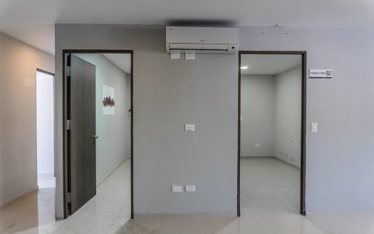 Inmueble comercial en Venta sobre Av. Huayacan