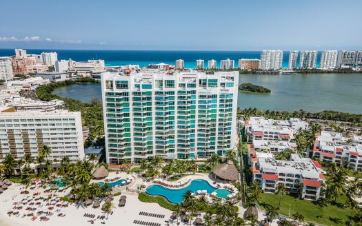 Departamento en Venta en Las Olas, Zona Hotelera